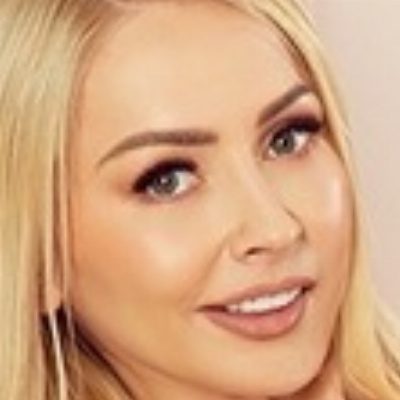 Paula, Koblenz, blond