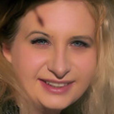 Lizzy, Dachau, blond