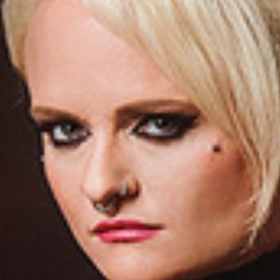 Sinister, Wiesbaden, blond
