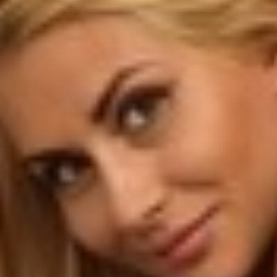 Ariana, Bielefeld, blond