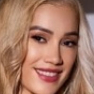 Valeria, Kempten, blond