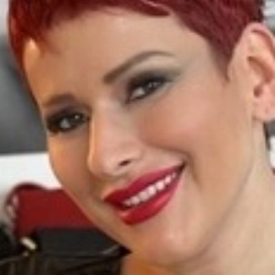 Liza, München, rot