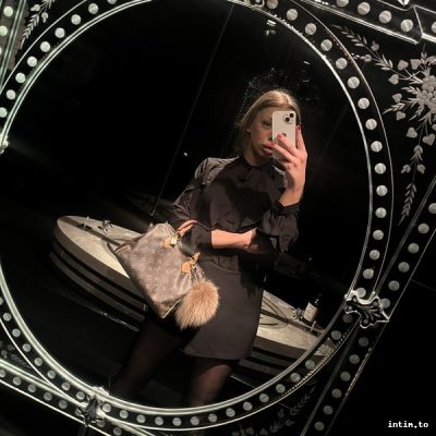 Jasmin, Köln, blond