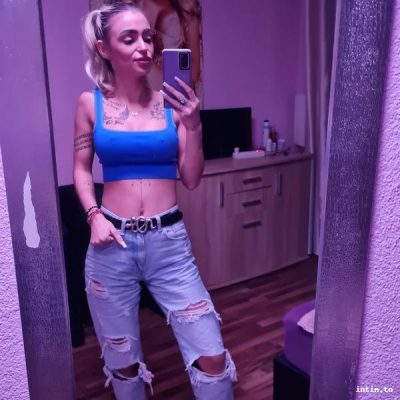 Cleo, Würzburg, blond