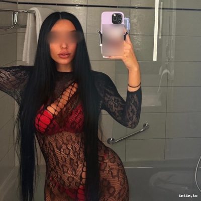 Selin, Berlin, schwarz