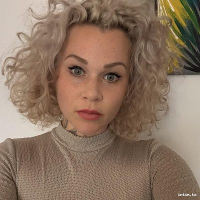 Emma, München, blond