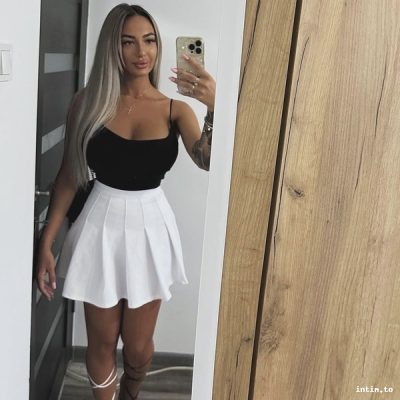 Sarah, Karlsruhe, blond
