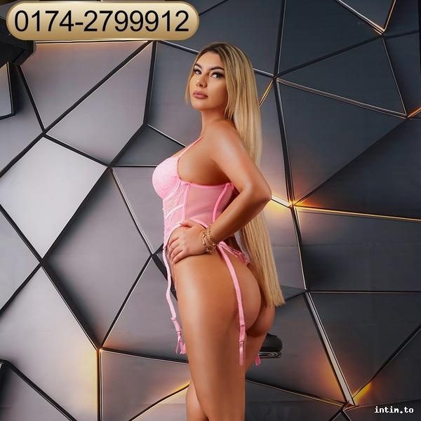 Andreea, Rostock, blond