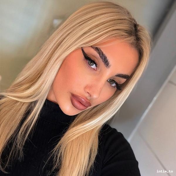 Callia, Mannheim, blond