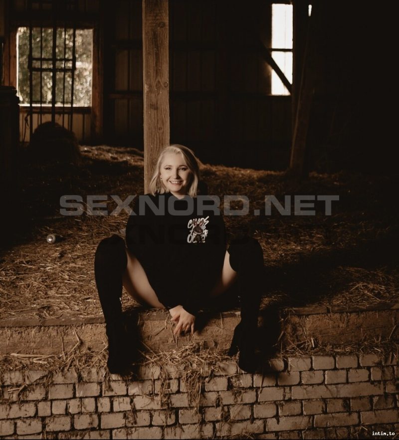Alexa, Kronshagen, blond